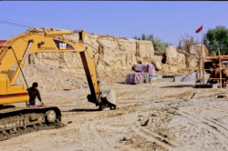 Il reste peu de traces de l'antique cité de Khotan, la plus prestigieuse sur la route sud de la soie et du jade. En espérant que la soif de modernisme en Chine saura épargner ces derniers vestiges.