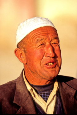 Portrait d'un Ouigur de l'oasis de Miran.
