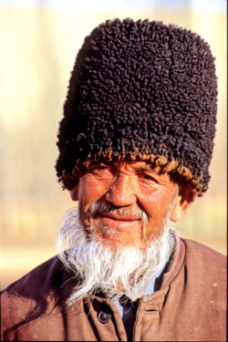 Portrait d'un Ouigour de l'oasis de Yeyike.